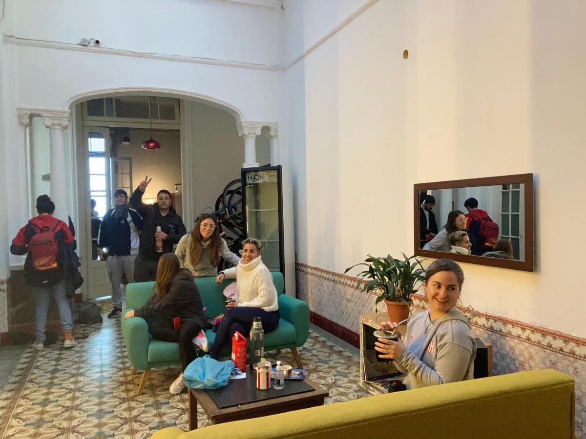 Blanes Hostel Montevideo Exterior photo