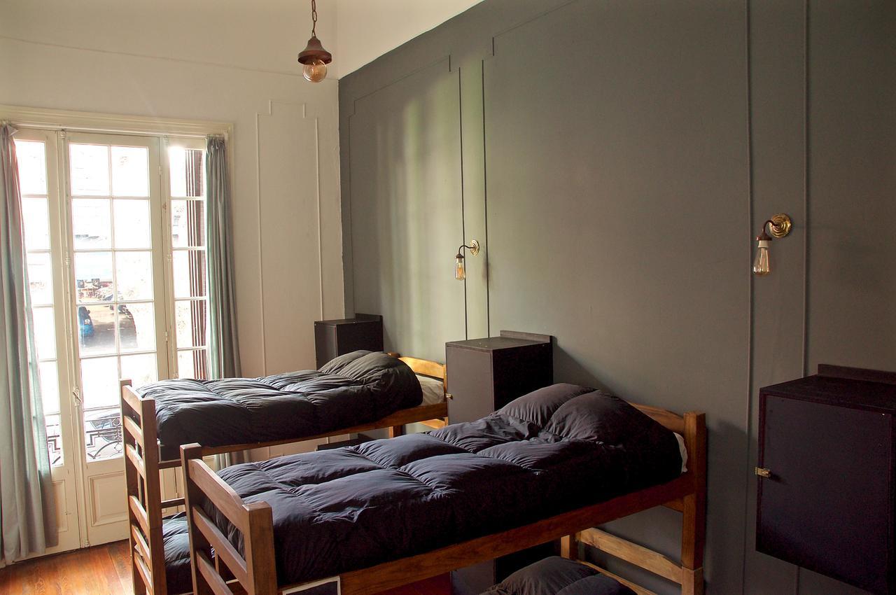 Blanes Hostel Montevideo Exterior photo