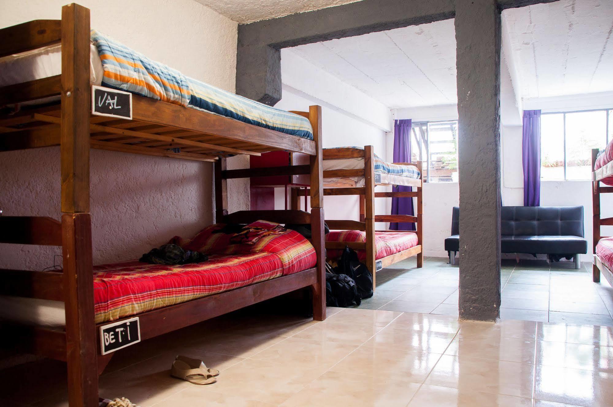 Blanes Hostel Montevideo Exterior photo
